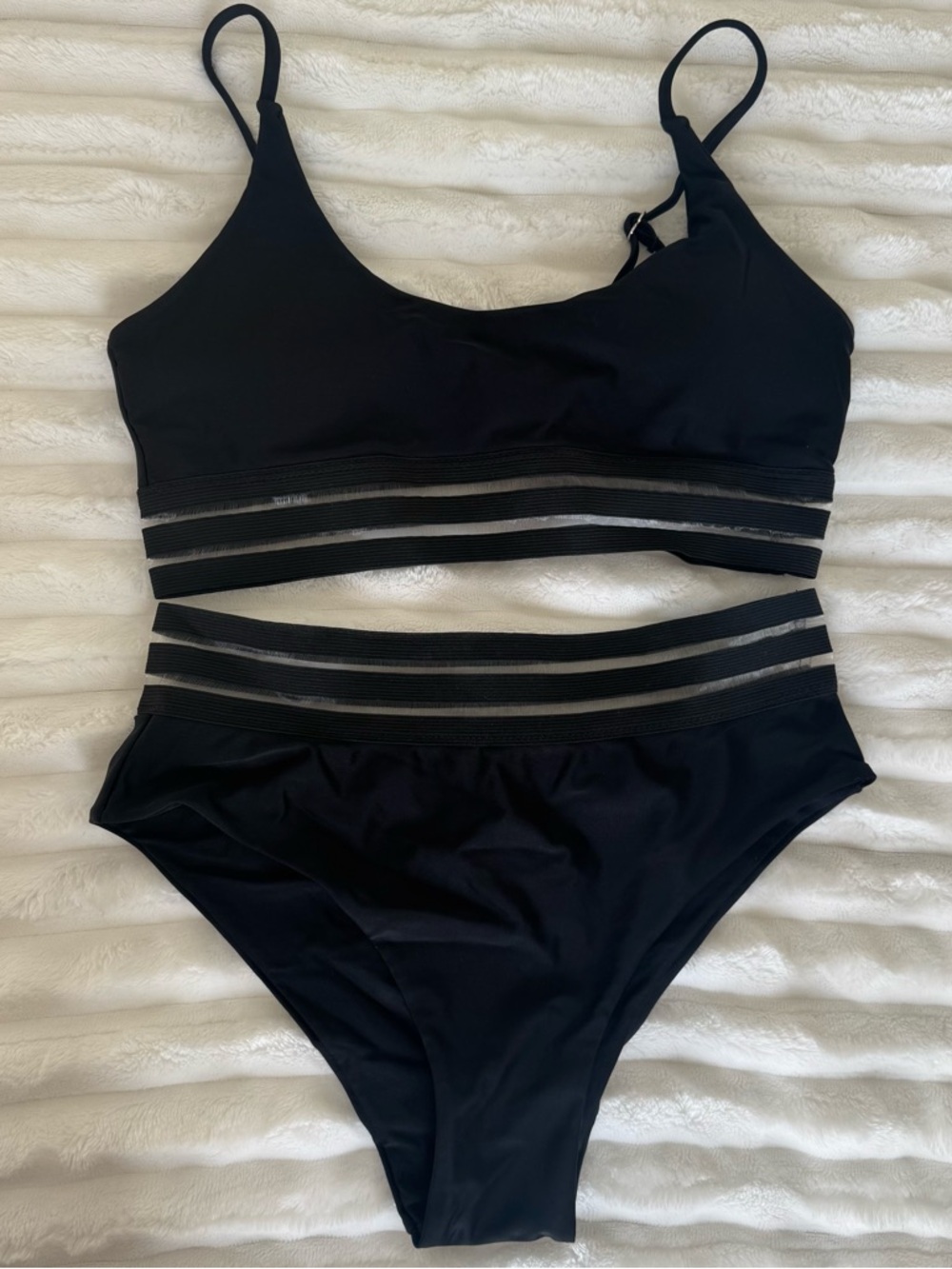 SHEIN Beach Contrast Mesh Bikini